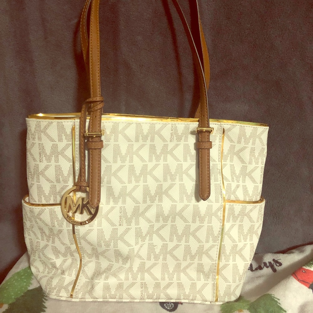 Michael Kors purse